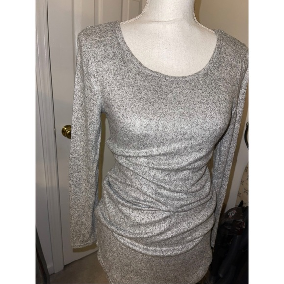 Women’s No Boundaries Gray Long Sleeve Shirt 🤍 - Picture 4 of 11